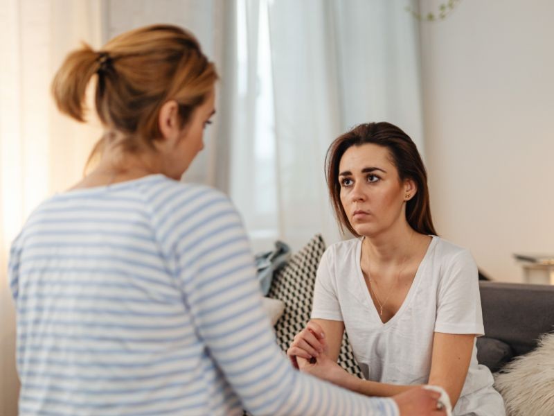 Como a psicoterapia ajuda a transformar brigas em diálogo