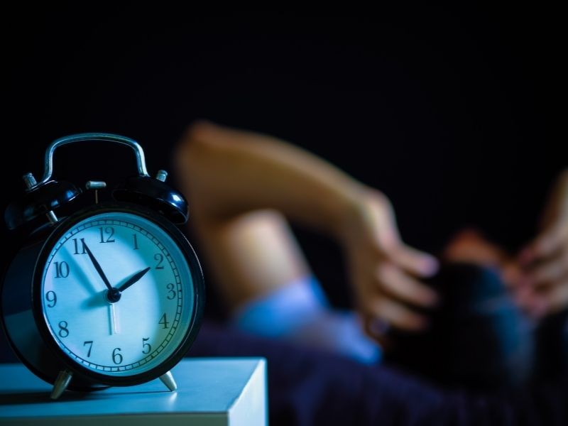 Insônia, Pesadelos e Sono Agitado: O Que a Mente Está Tentando Dizer?