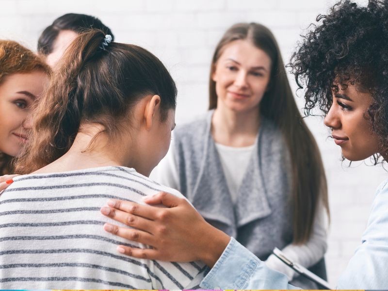 A Importância da Terapia em Grupo: Conectando e Curando Juntos na Clínica Quartzo