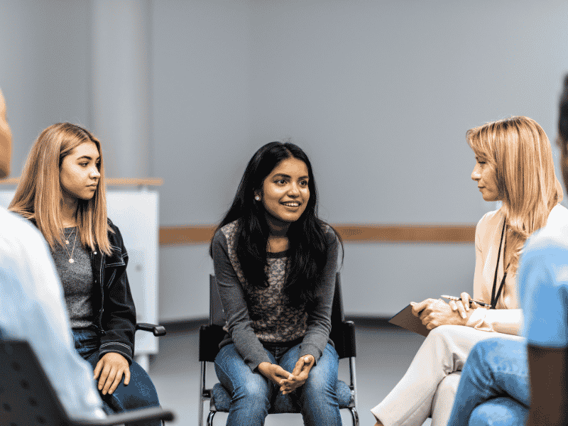Terapia em Grupo para Adolescentes